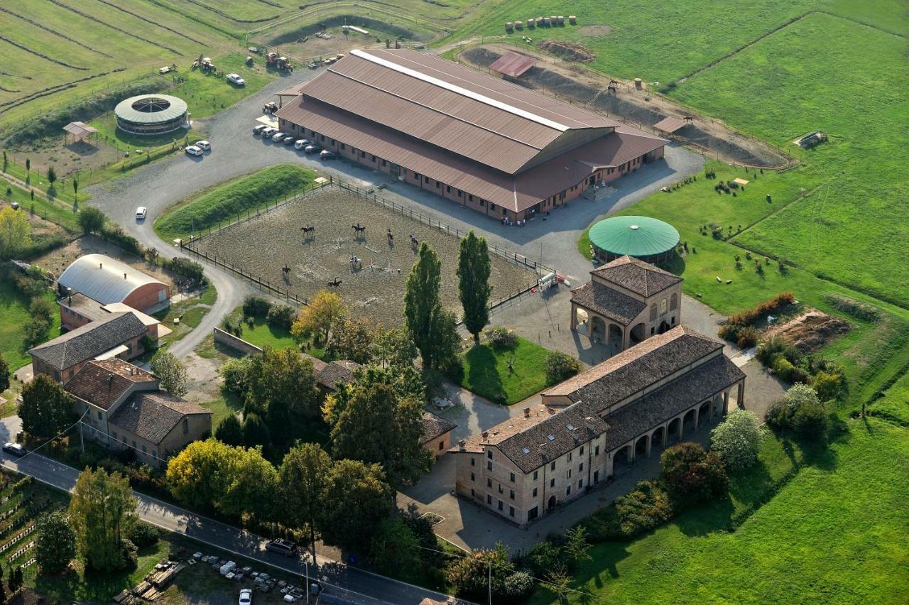 Agriturismo Corte Ghiara Hotel Fontanellato Exterior photo