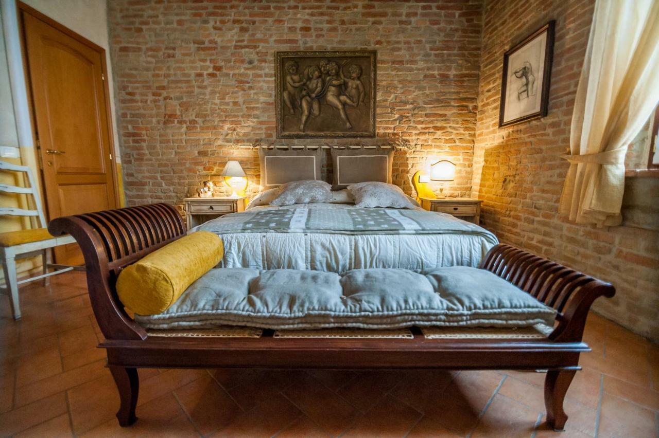 Agriturismo Corte Ghiara Hotel Fontanellato Exterior photo