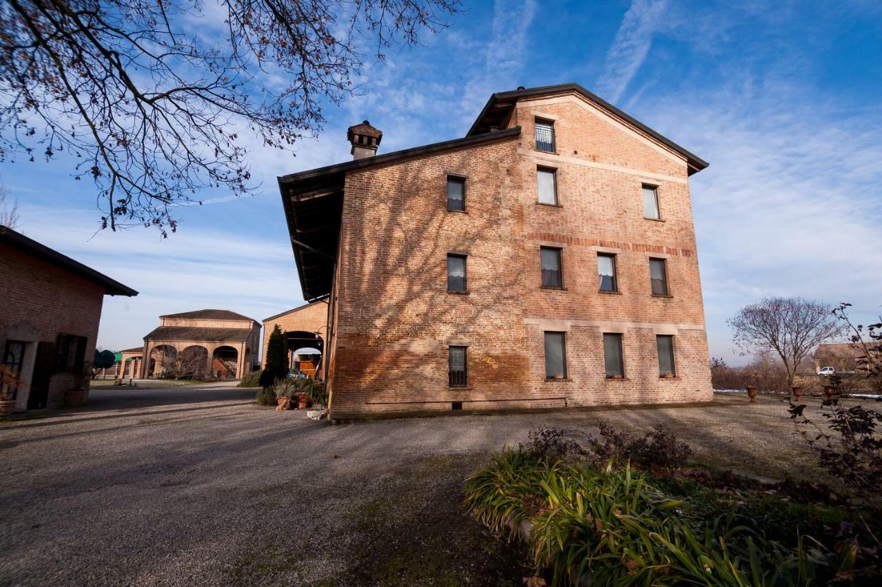 Agriturismo Corte Ghiara Hotel Fontanellato Exterior photo