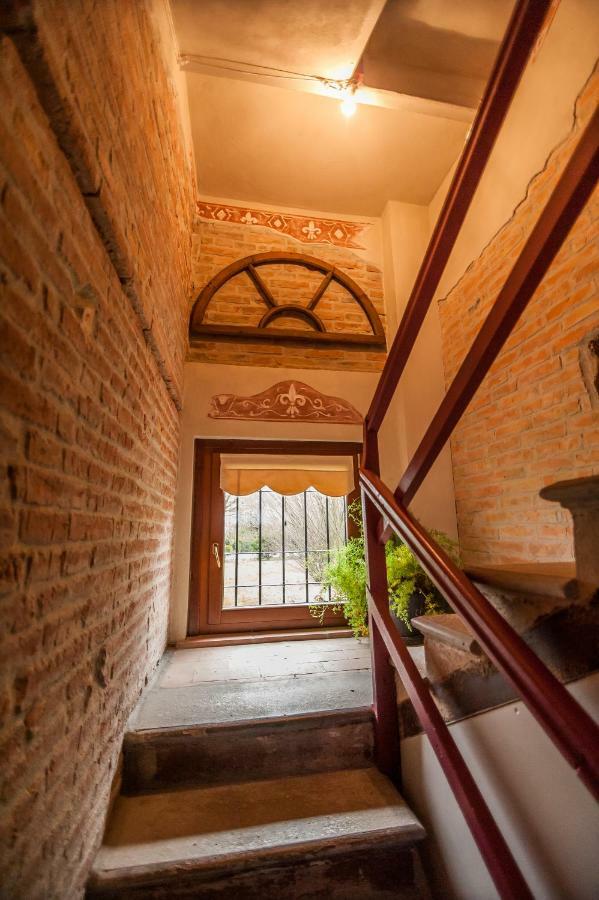 Agriturismo Corte Ghiara Hotel Fontanellato Exterior photo