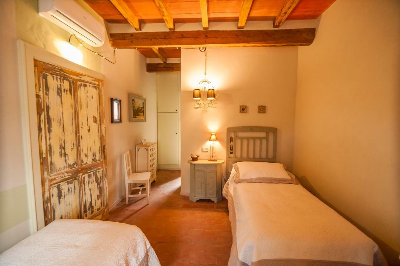 Agriturismo Corte Ghiara Hotel Fontanellato Exterior photo